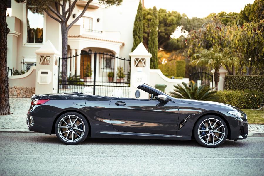  BMW M850i xDrive Convertible (G14) 2018 года  (WW) (фото 166 из 183)